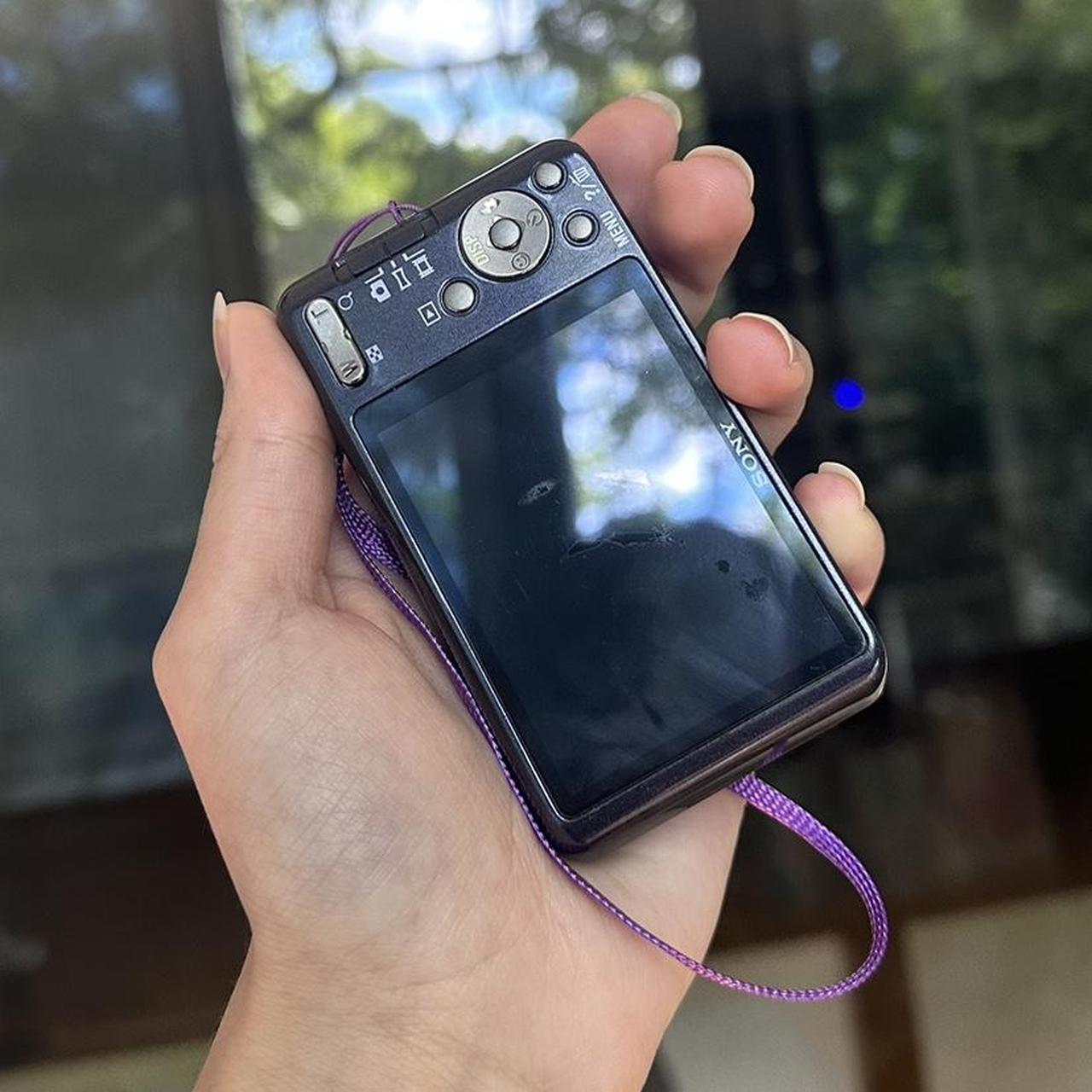 Sony Cyber-shot DSC-W570 16.1MP Digital Camera