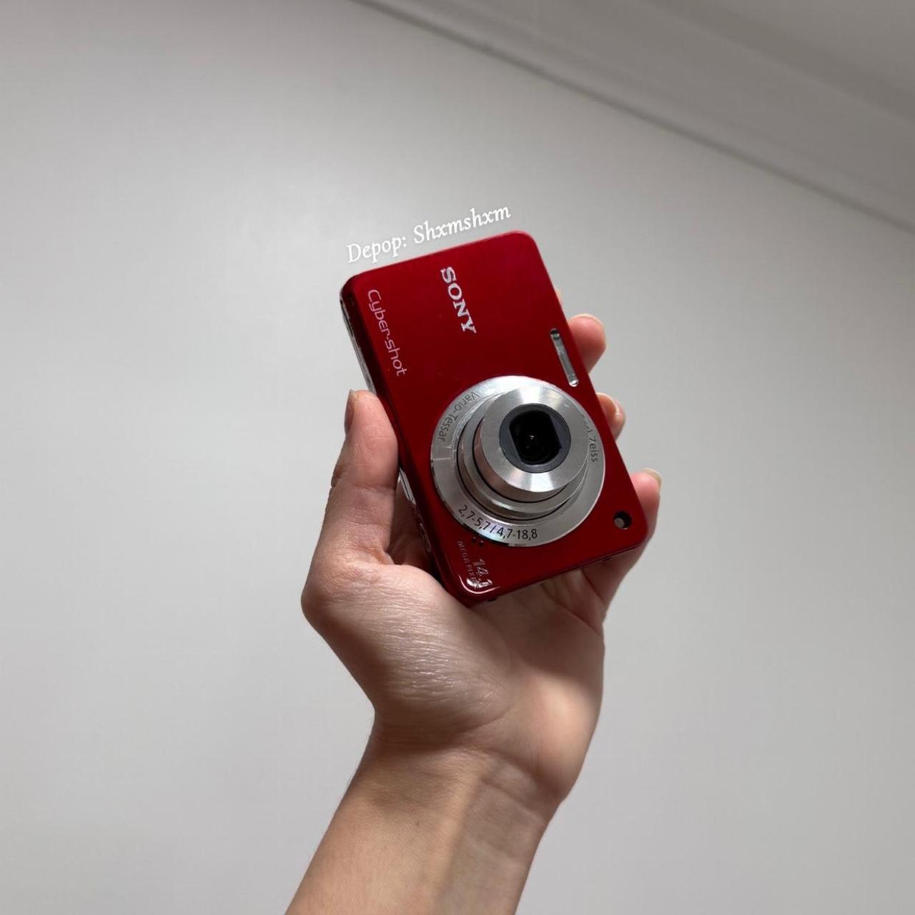 Sony Cyber-shot DSC-W560 16.1MP Digital Camera in Red + SD CARD