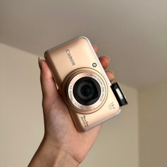 Vintage Canon PowerShot SX210 IS digital camera
